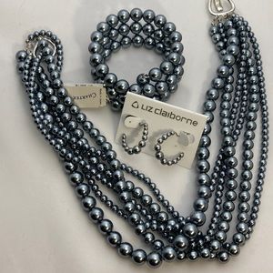 Pearl gray necklace, bracelet w earrings